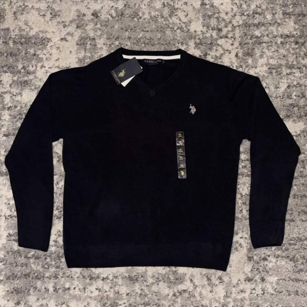 U.S. Polo Assn. Light-weight V-Neck Knit Sweater